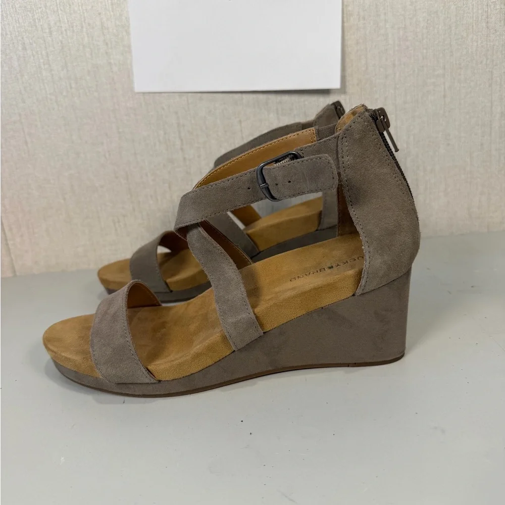 Lucky Brand Kenadee Womens Size 9M Wedge Sandals Shoes Brindle Brown/Oiled Suede
